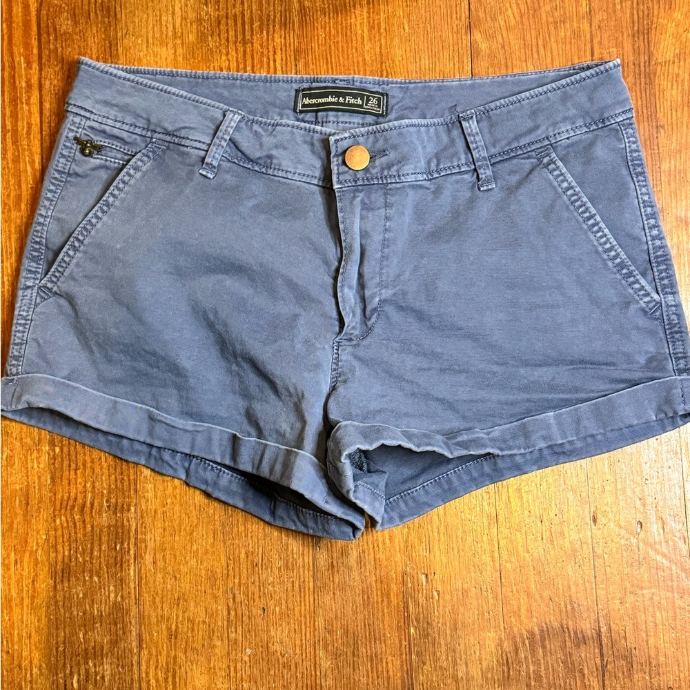 Abercrombie & Fitch women’s Blue Chino shorts SIZE 26